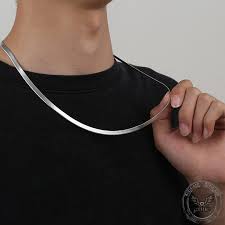 Snake Neck Chain